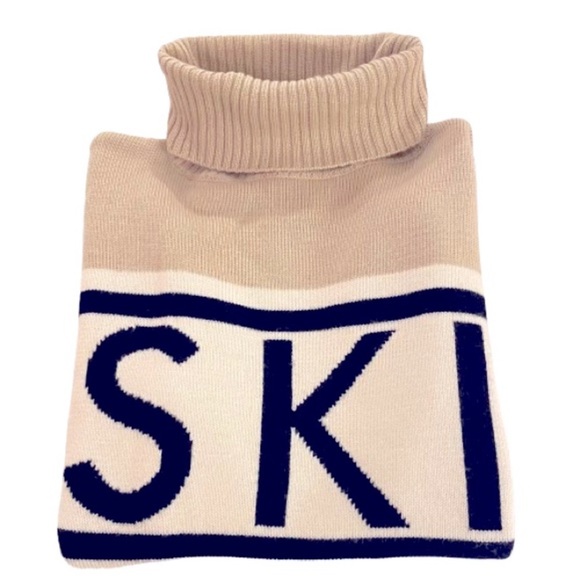 PERFECT MOMENT-Schild 100% Extra
Fine Merino Wool Sweater in White Pepper - Picture 5 of 9